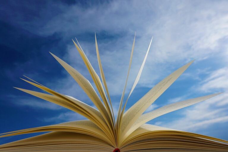 How Long Should a Novel Chapter Be? Practical Word Counts by Genre (2026 Guide)