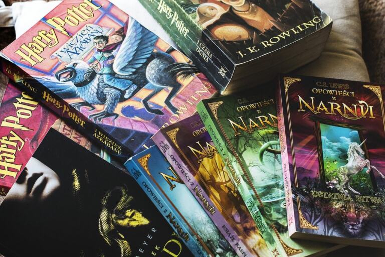 Designing Fantasy Book Covers That Sell: A Practical Guide For Authors And Designers (2026)